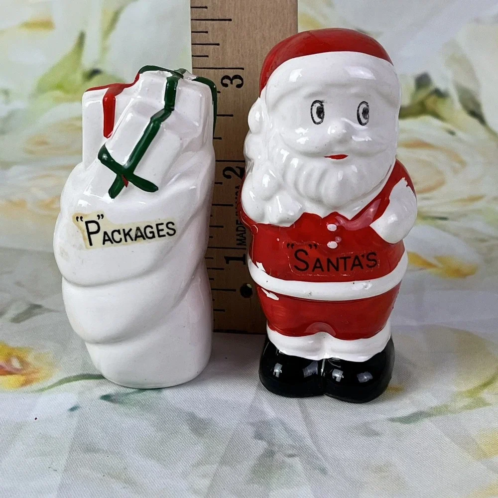 JAPAN Santa Claus Presents Salt & Pepper Shakers Set Original Box Woolworth VTG